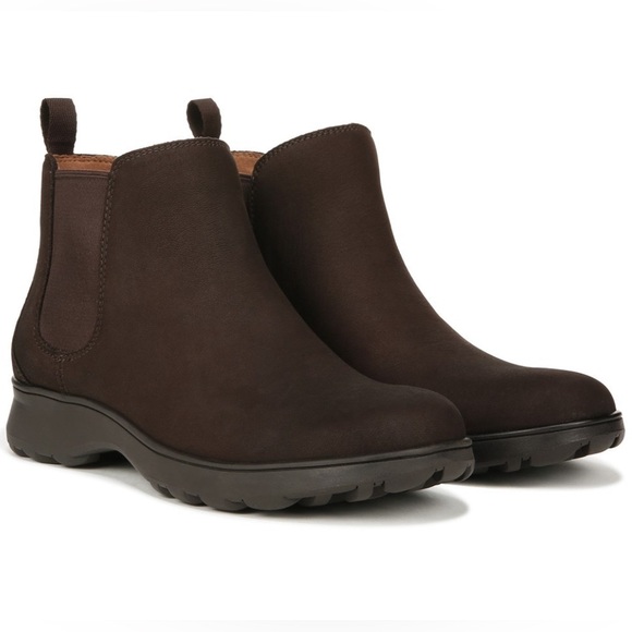 Women's Vionic Evergreen Bootie - Picture 1 of 9